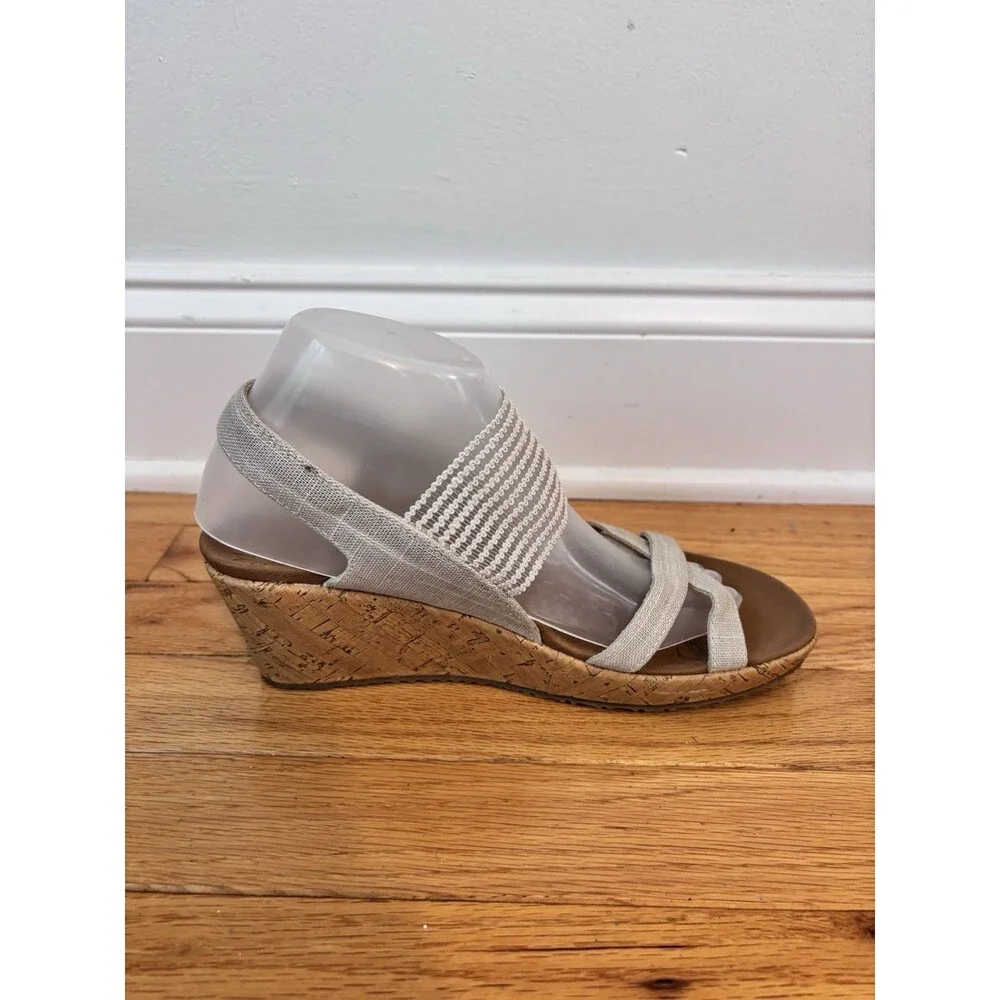 Boho Cork Wedge Sandals Beige Strappy Comfort Heels Womens 9 Skechers Beverlee